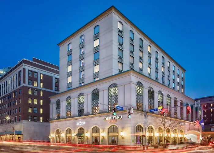 Courtyard By Marriott Stamford Downtown